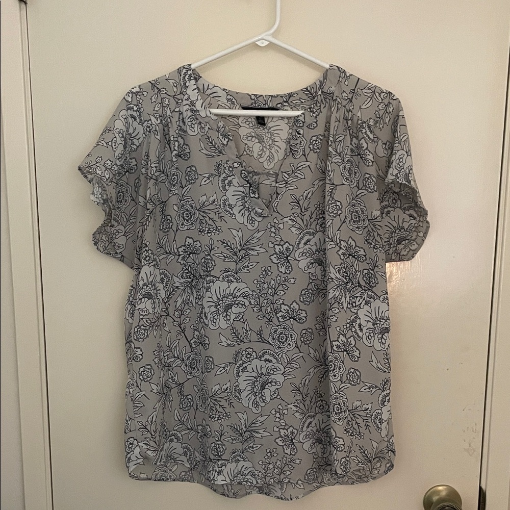 Banana Republic Floral Blouse in Gray